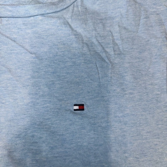 Tommy Hilfiger t-shirt - Picture 2 of 3